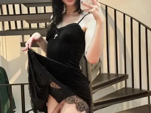 An alternative girl.. in more ways than one xoxo